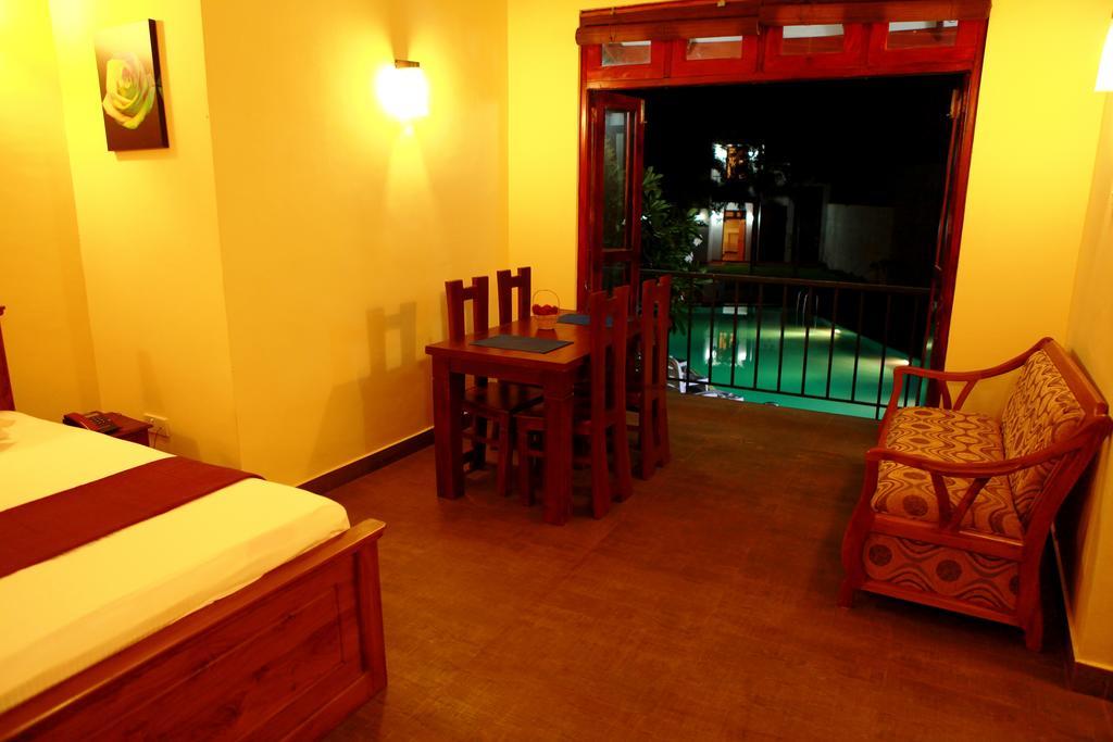 Oak Residencies Villa Кирибатгода Екстериор снимка